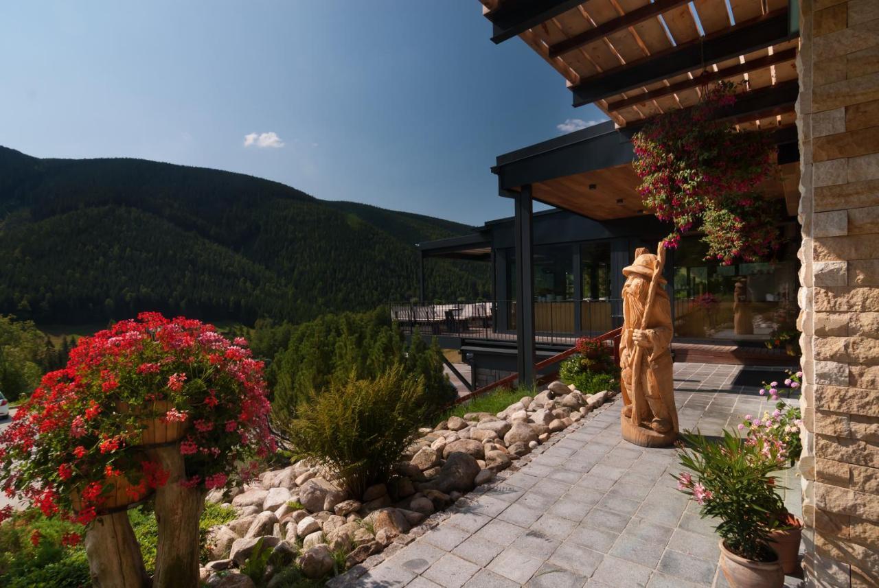 Hotel Olympie Špindlerŭv Mlýn Eksteriør bilde