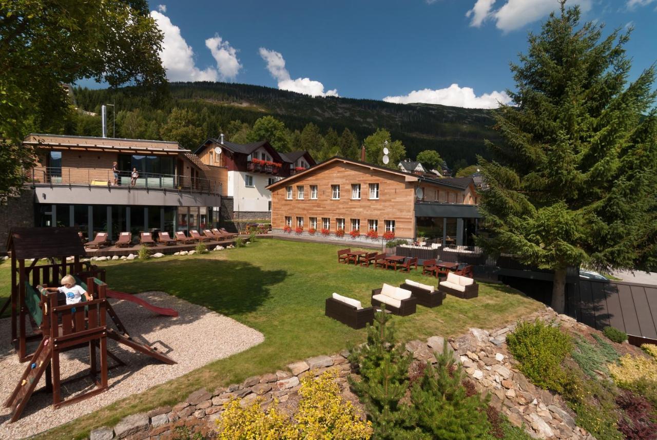 Hotel Olympie Špindlerŭv Mlýn Eksteriør bilde