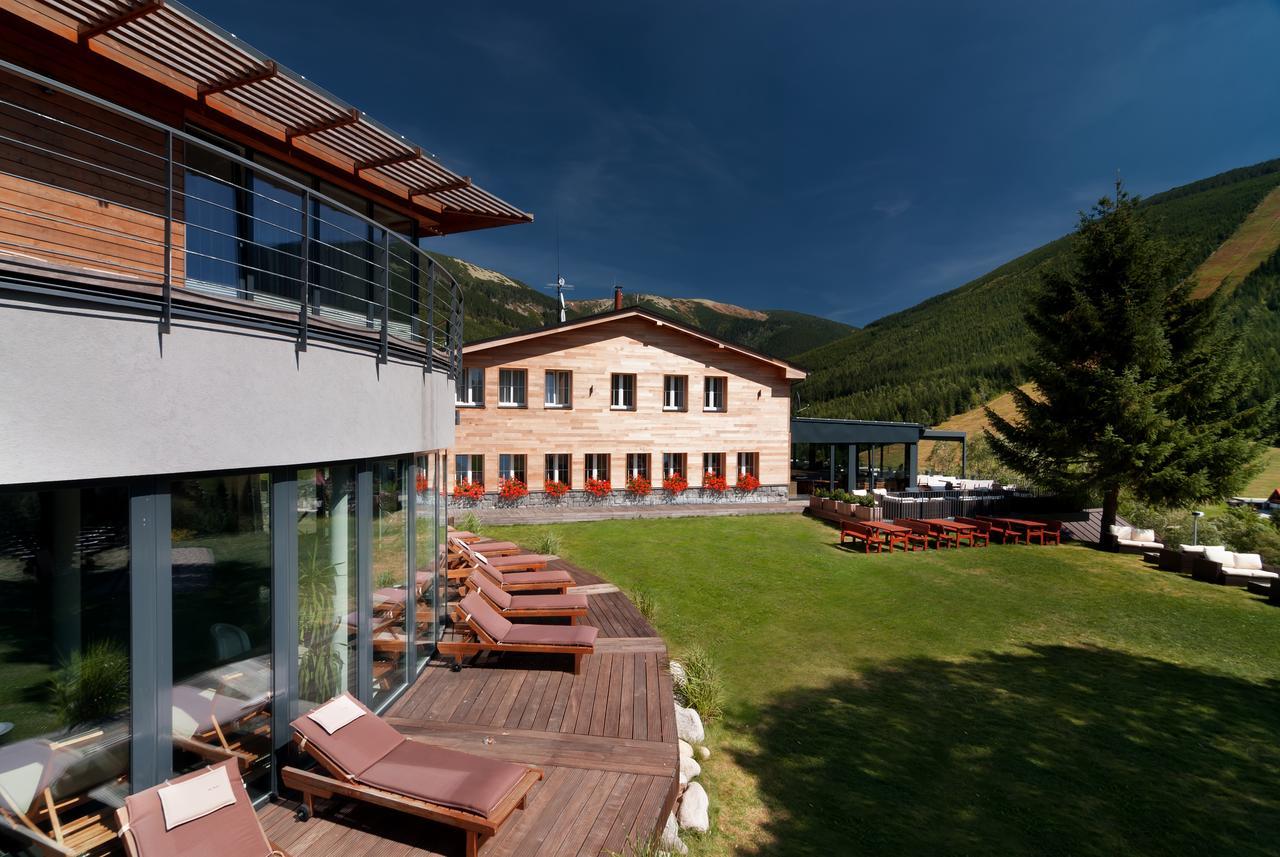 Hotel Olympie Špindlerŭv Mlýn Eksteriør bilde